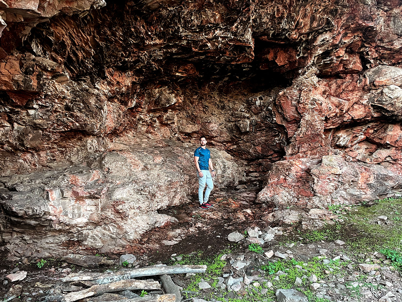 Cueva del Retamoso