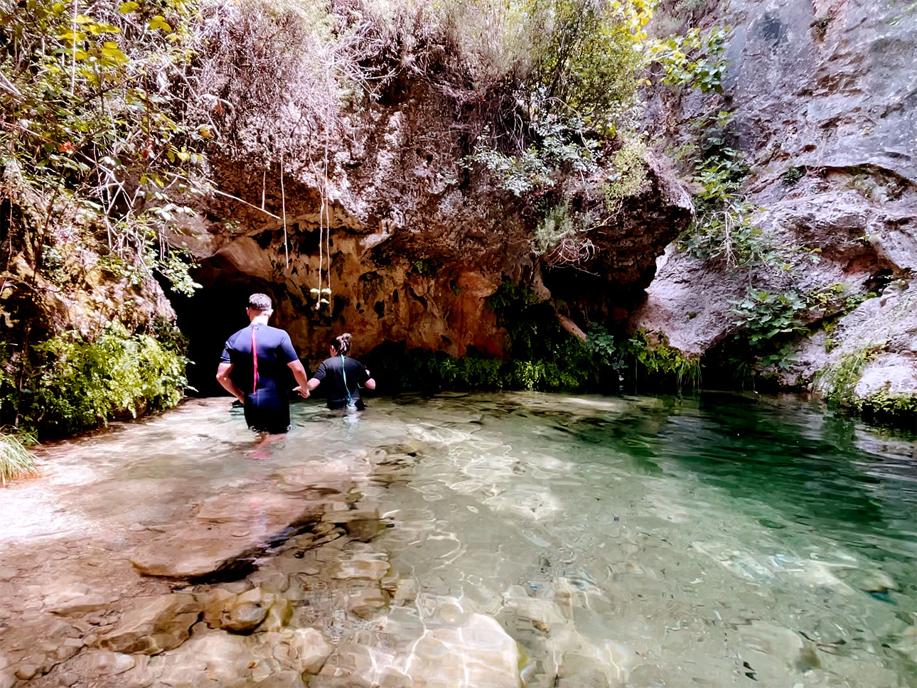 Entrando al Puente de la Toba