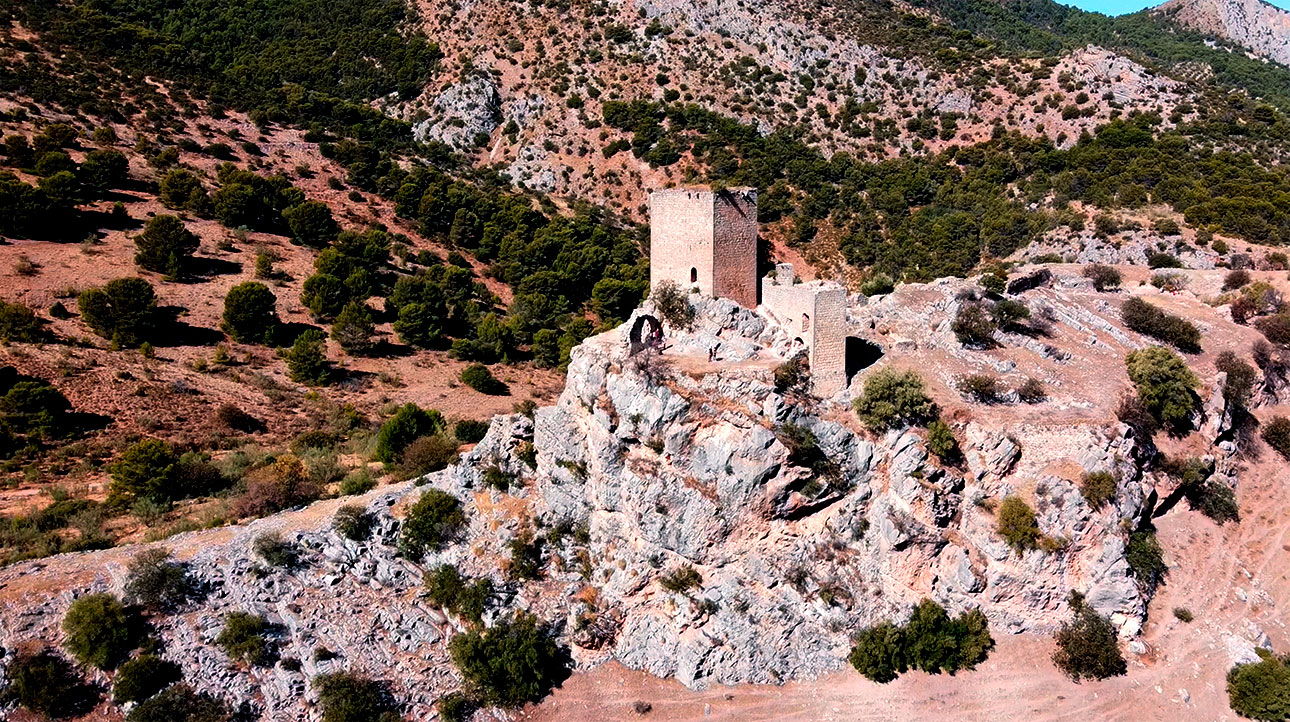 Castillo de Otíñar desde el aire