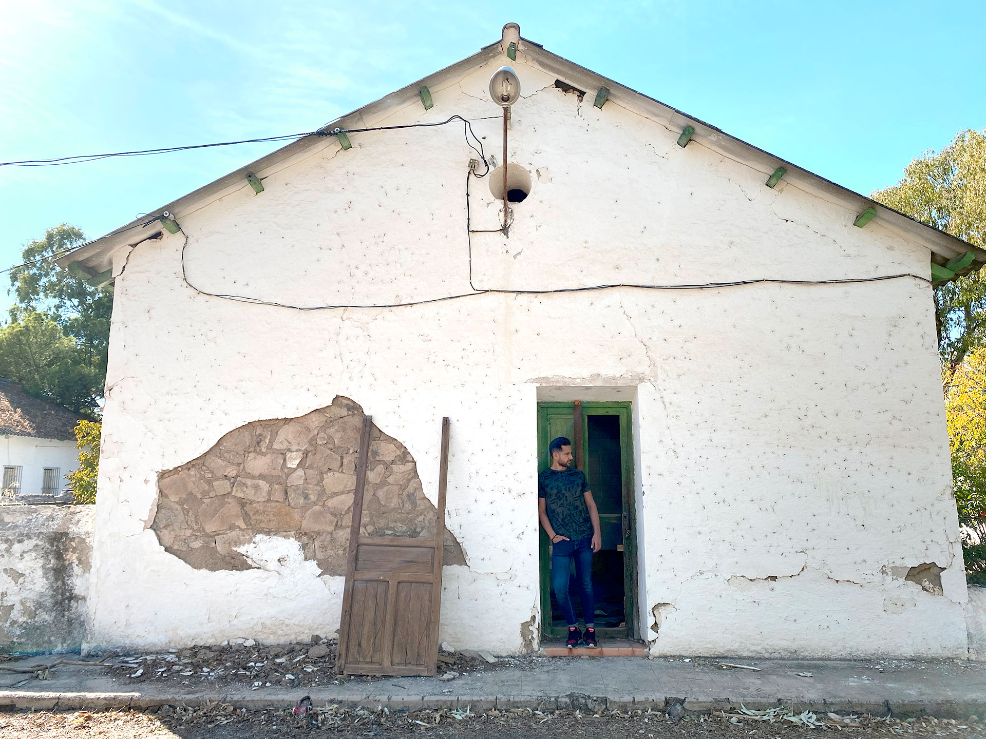 Entrada del antiguo hospital